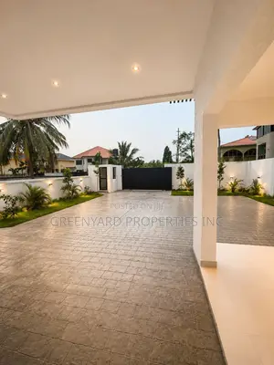 5bdrm House in American House, East Legon for rent