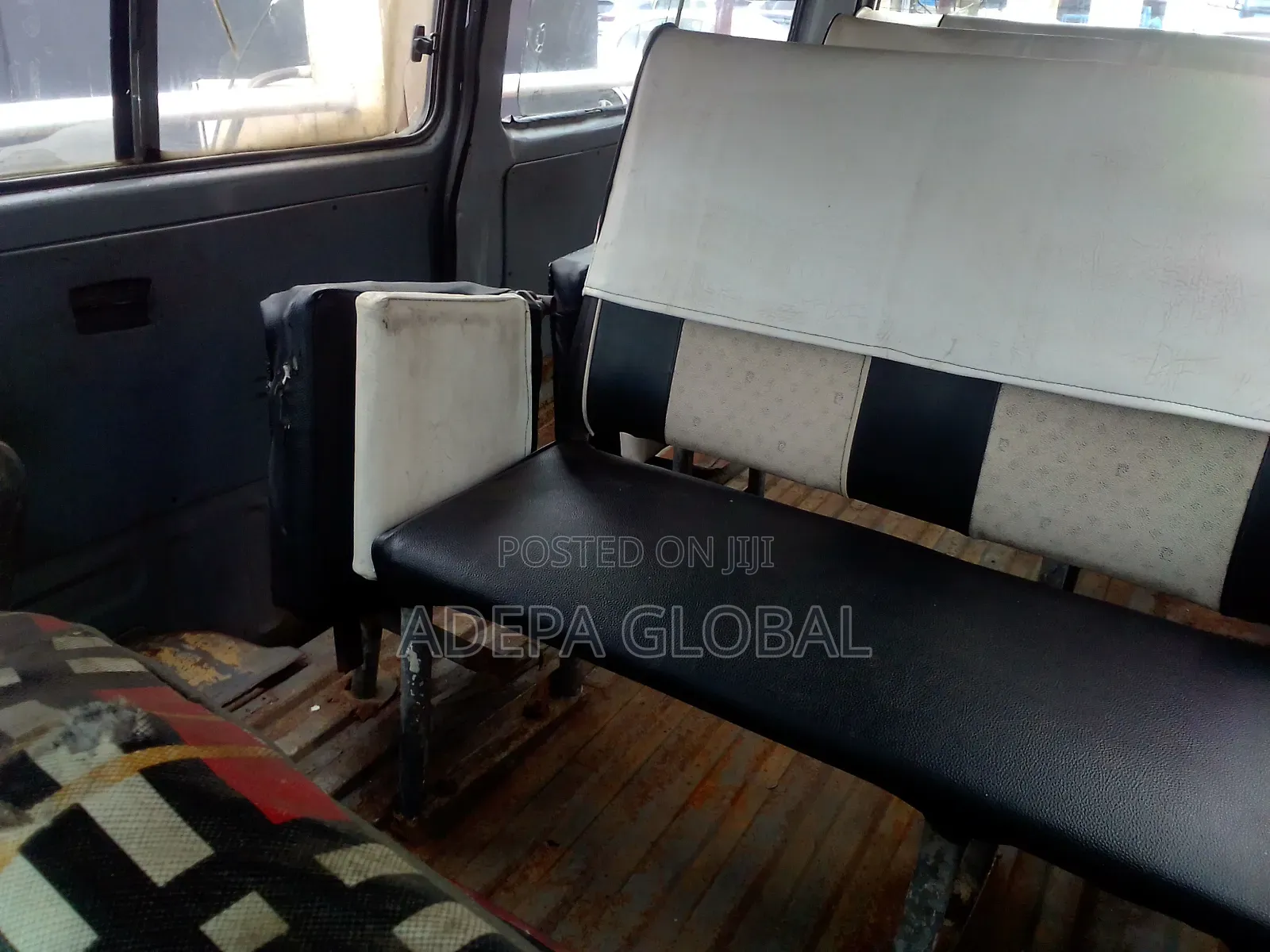 Nissan Caravan (Urvan) 2011 Grey