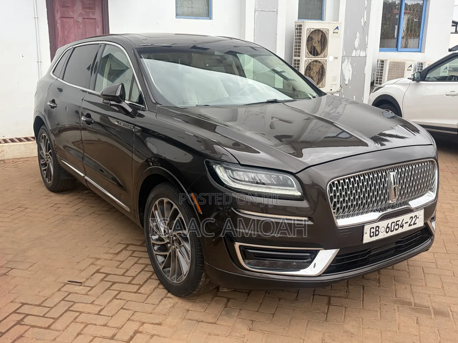 Lincoln Nautilus Reserve AWD 2019 Brown