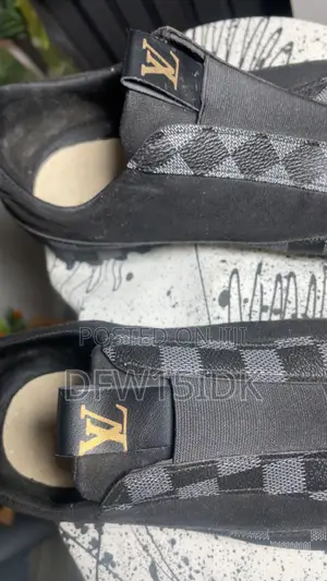 Black Louis Vuitton Shoe