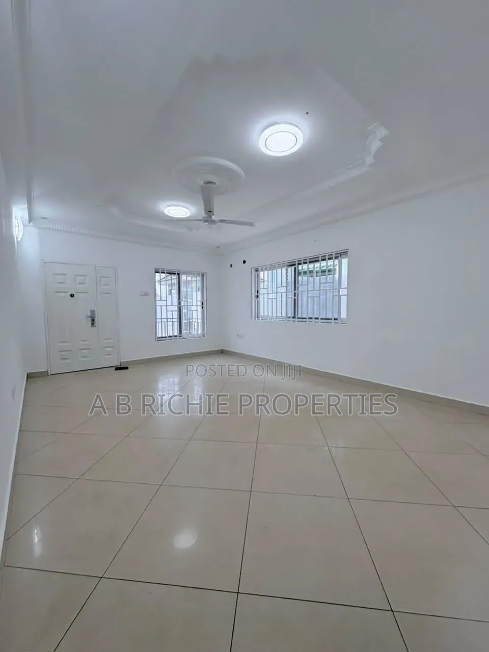 3bdrm House in Ab Richie Properties, Baatsona Total for rent