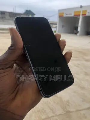 Apple iPhone 11 64 GB Black