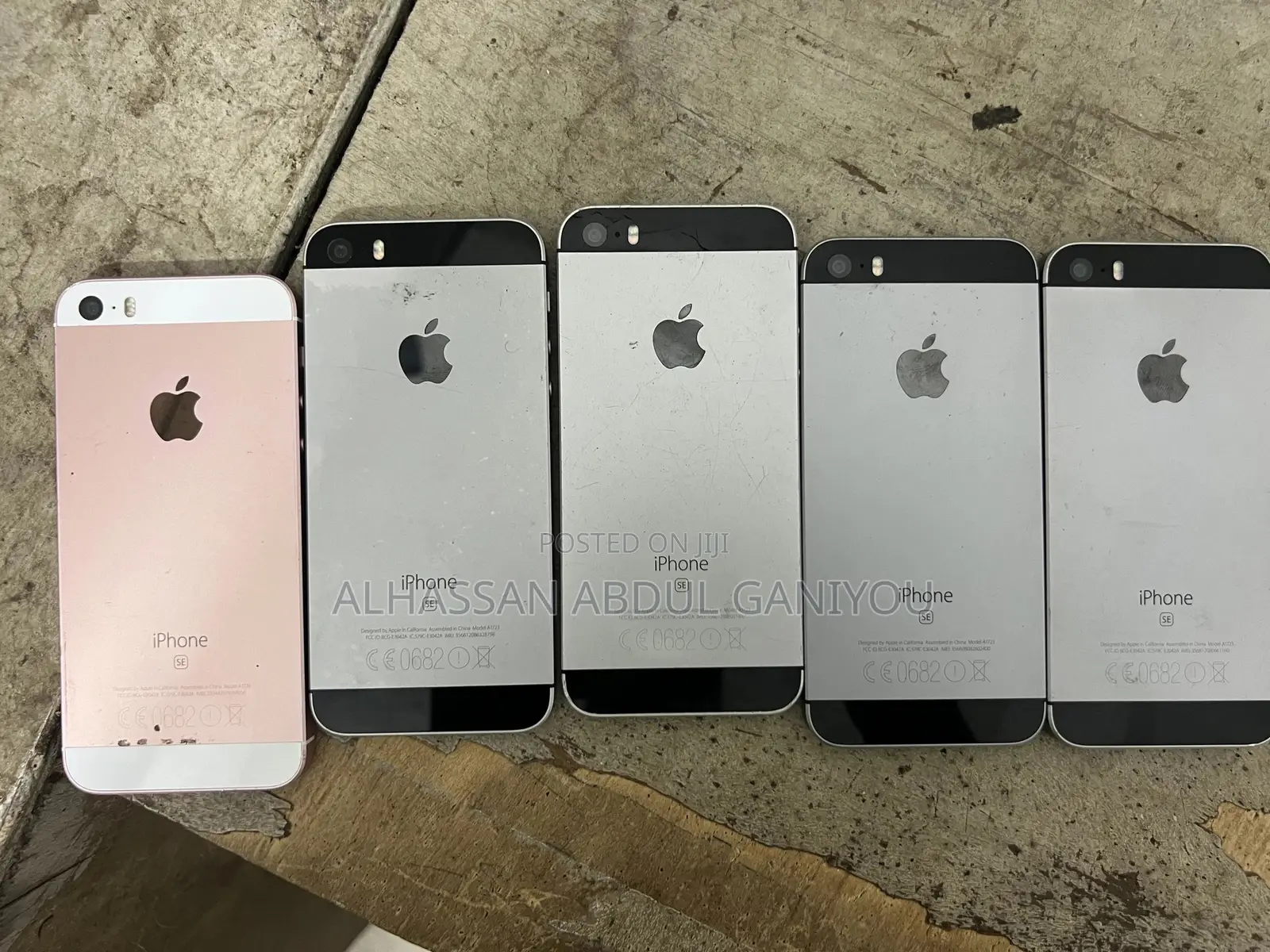 New Apple iPhone 5s 64 GB Gold