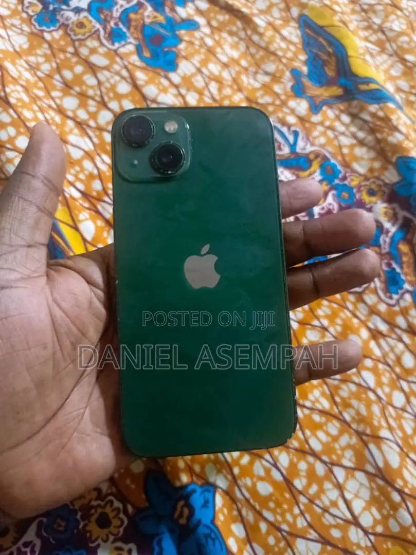 Apple iPhone 13 256 GB Green