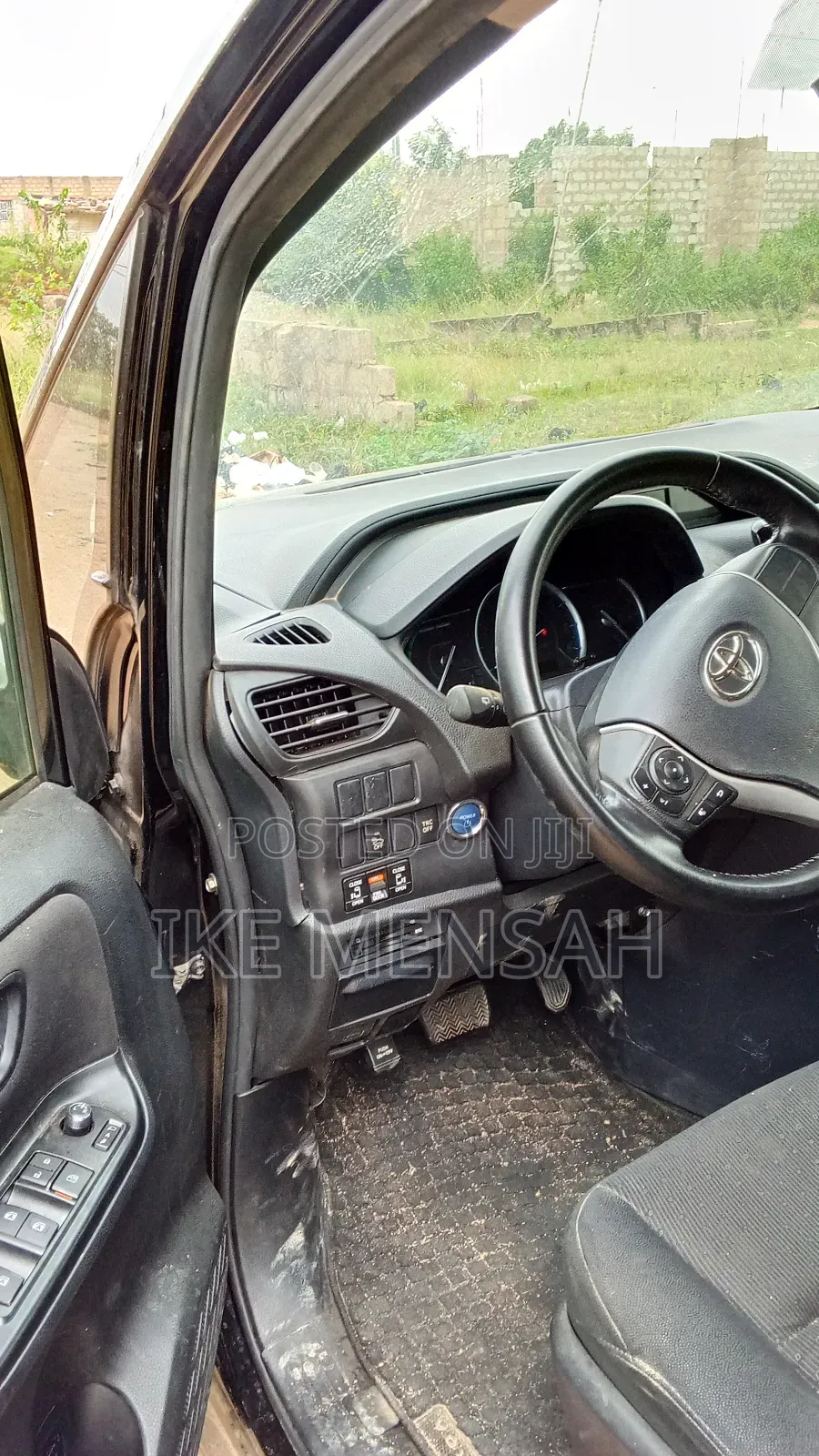 Toyota TownAce 2016 Black