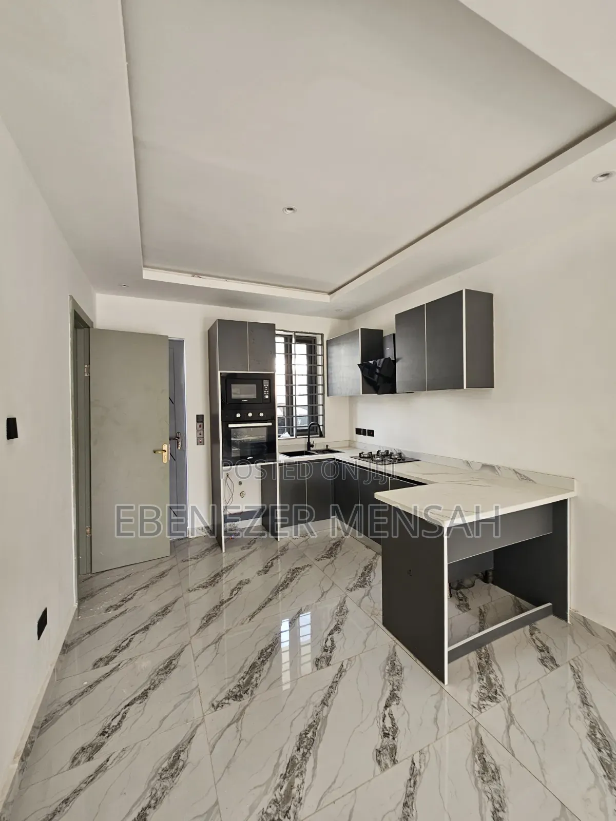2bdrm Townhouse / Terrace in Ashaley Botwe, Accra Metropolitan for rent