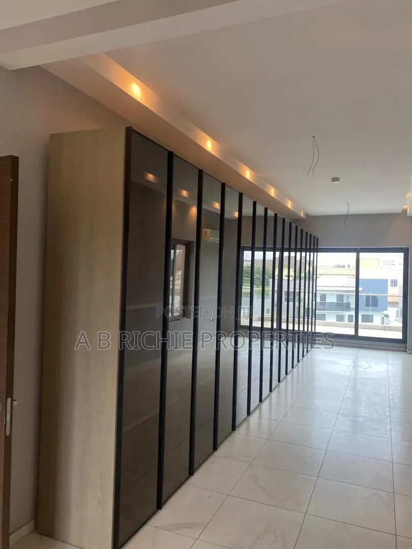 4bdrm Penthouse in Ab Richie Properties, American House for rent