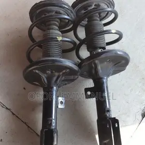 Mitsubishi Outlander Front Shocks, 2010
