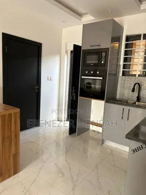 2bdrm Townhouse / Terrace in Ashaley Botwe, School Junction for rent