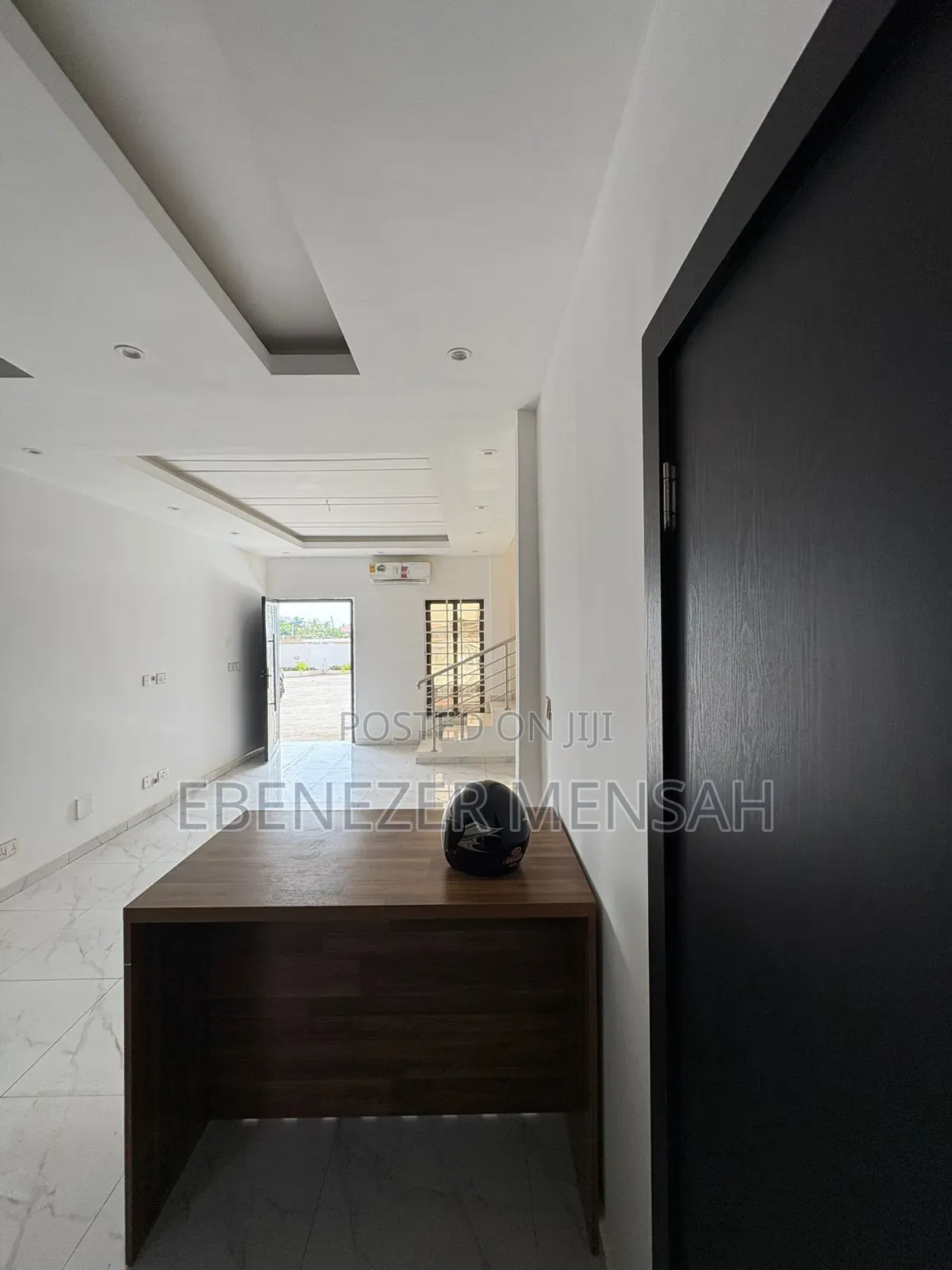 2bdrm Townhouse / Terrace in Ashaley Botwe, School Junction for rent