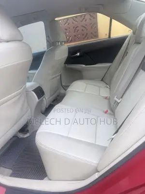 Toyota Camry XLE 4dr Sedan (2.5L 4cyl 6A) 2014 Red