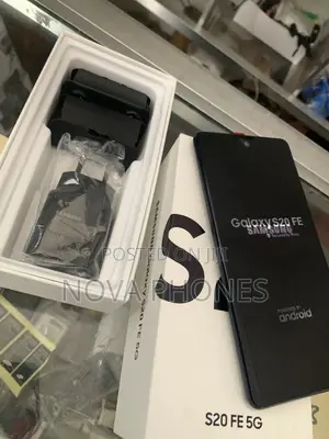 New Samsung Galaxy S20 FE 128 GB Black