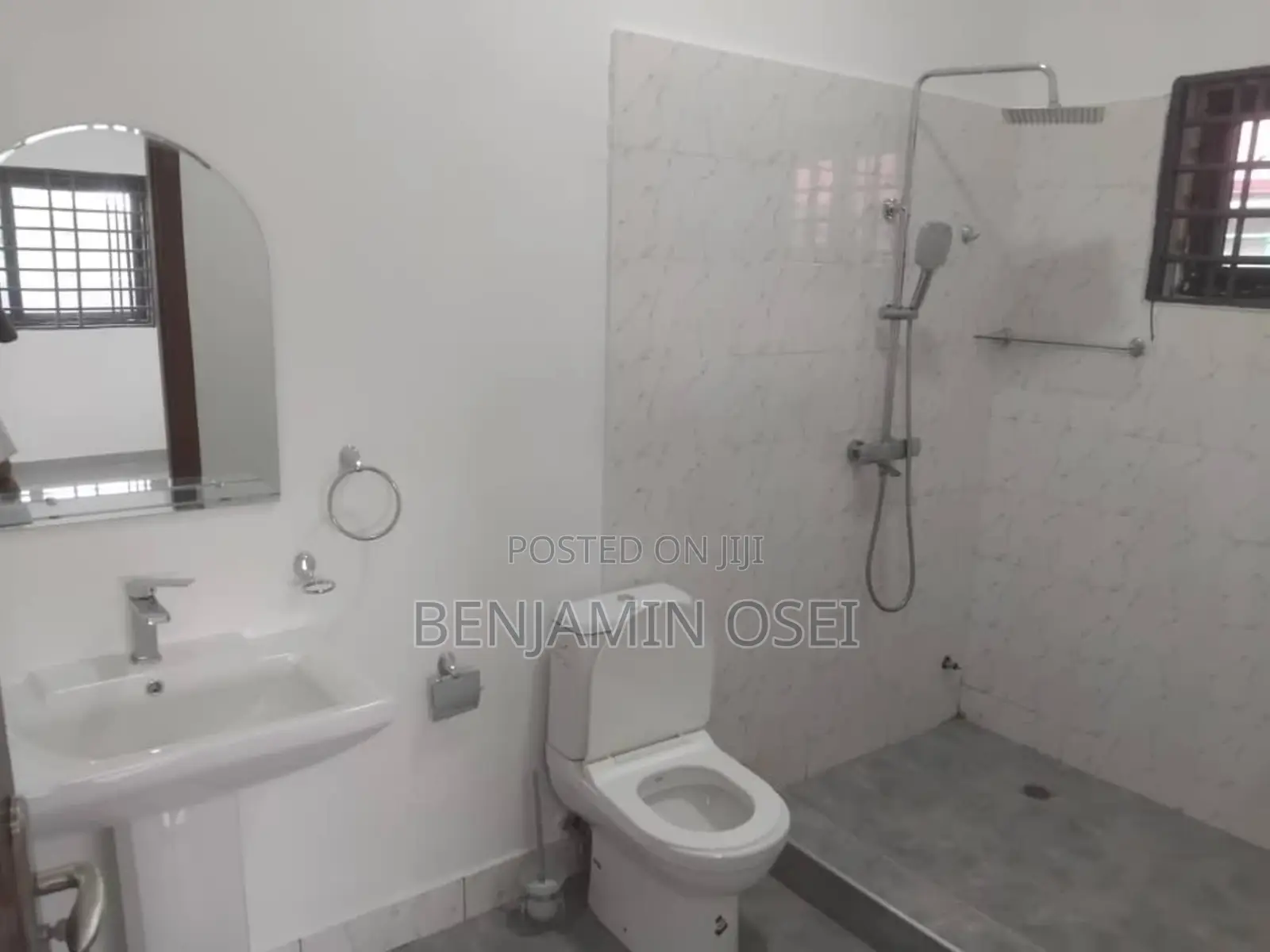 2bdrm House in Gbetsile (Assemblies, Accra Metropolitan for rent