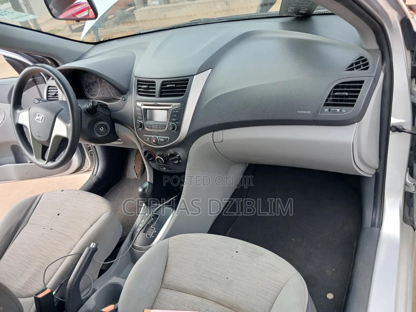 Hyundai Accent 2016 Silver