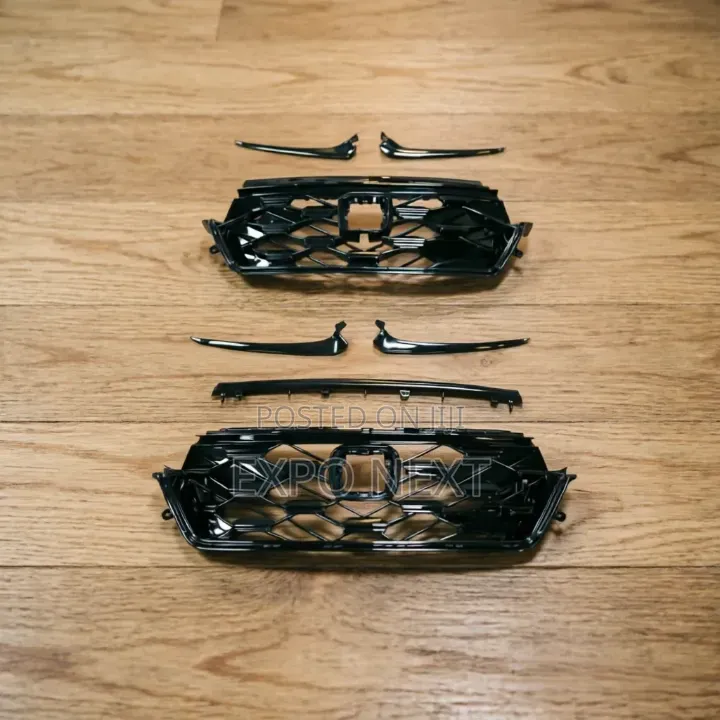 Honda CR-V 2023-2025 Front Grille