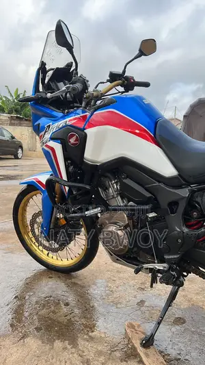 Honda 2018 Blue