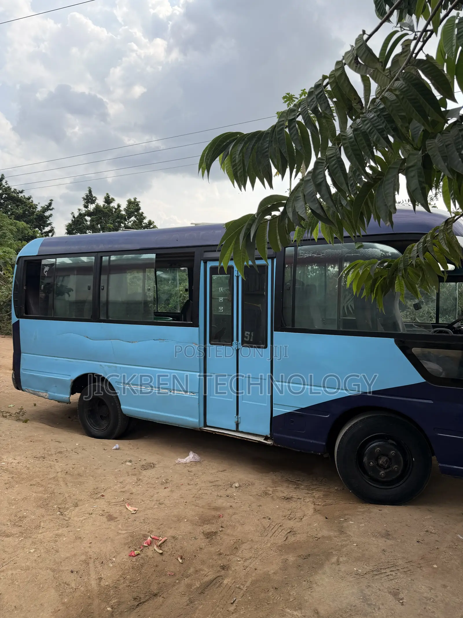 Hyundai County 2001 Blue