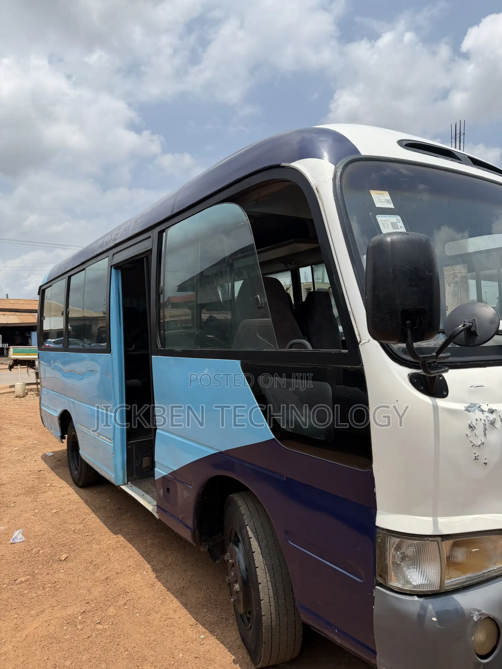 Hyundai County 2001 Blue