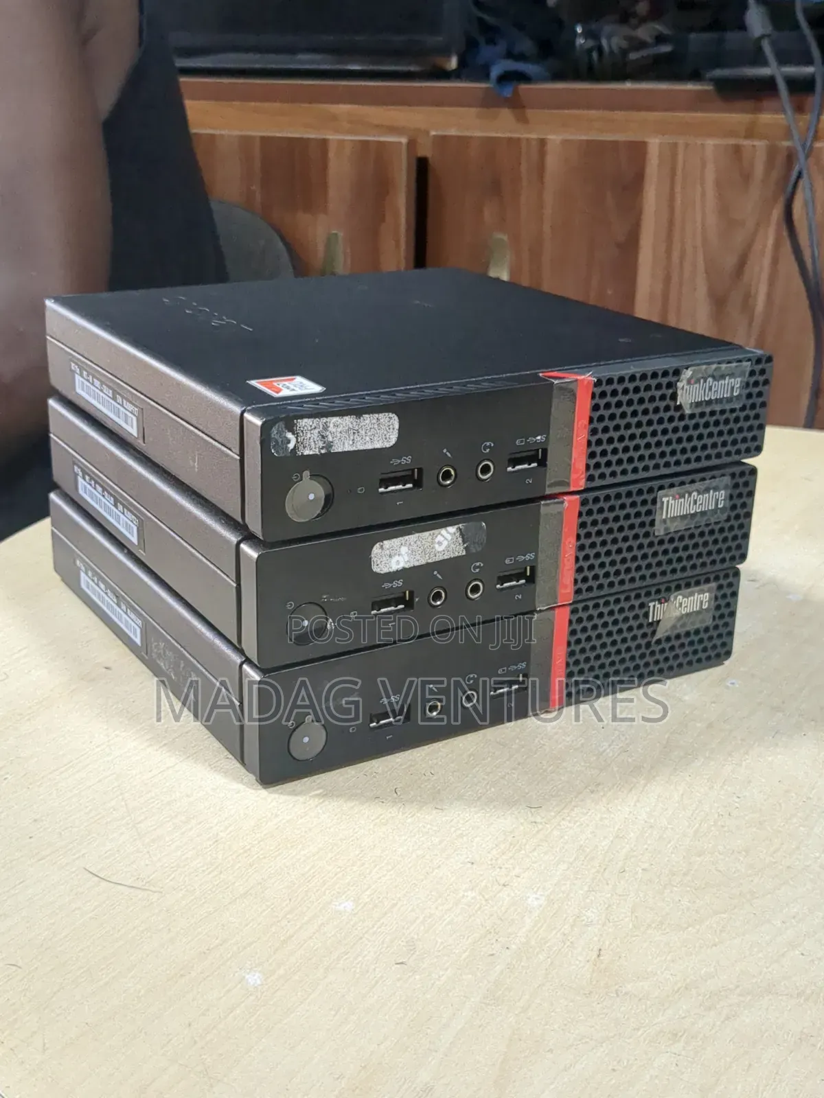 Desktop Computer Lenovo ThinkCentre M715 8GB Intel Core i5 SSD 256GB