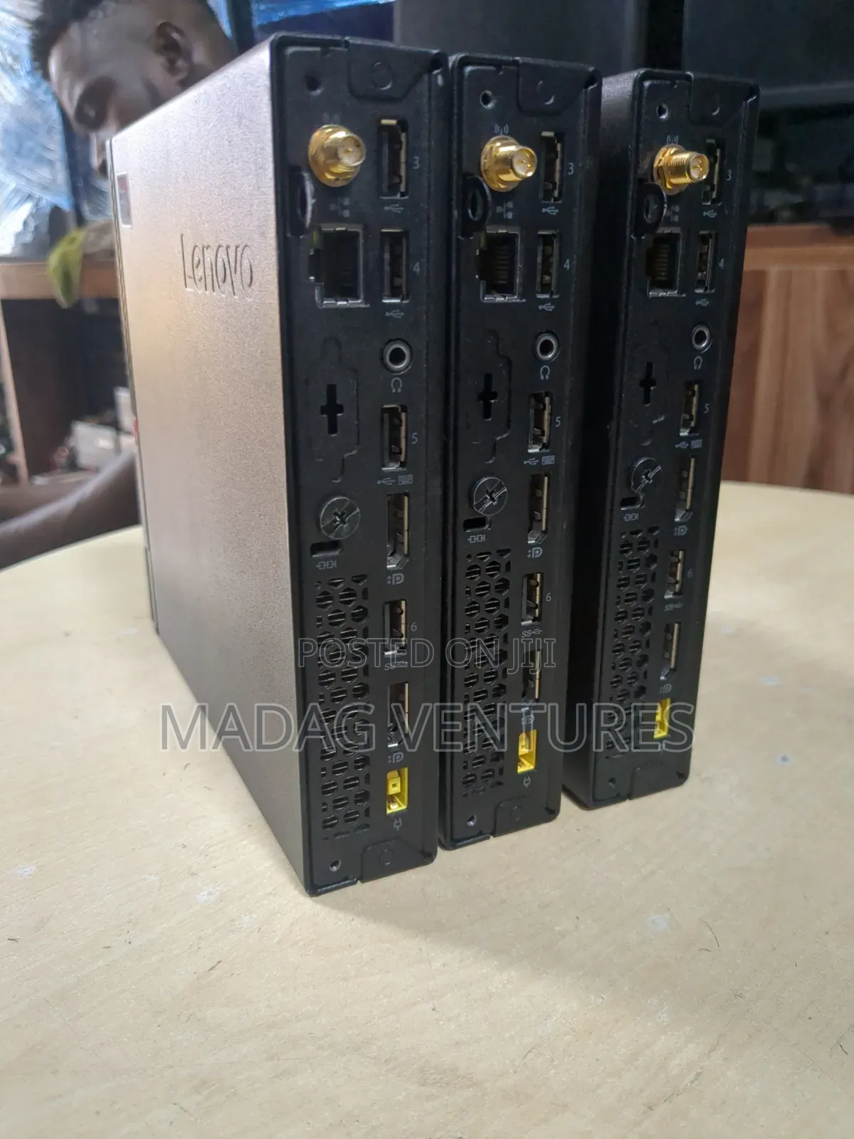Desktop Computer Lenovo ThinkCentre M715 8GB Intel Core i5 SSD 256GB