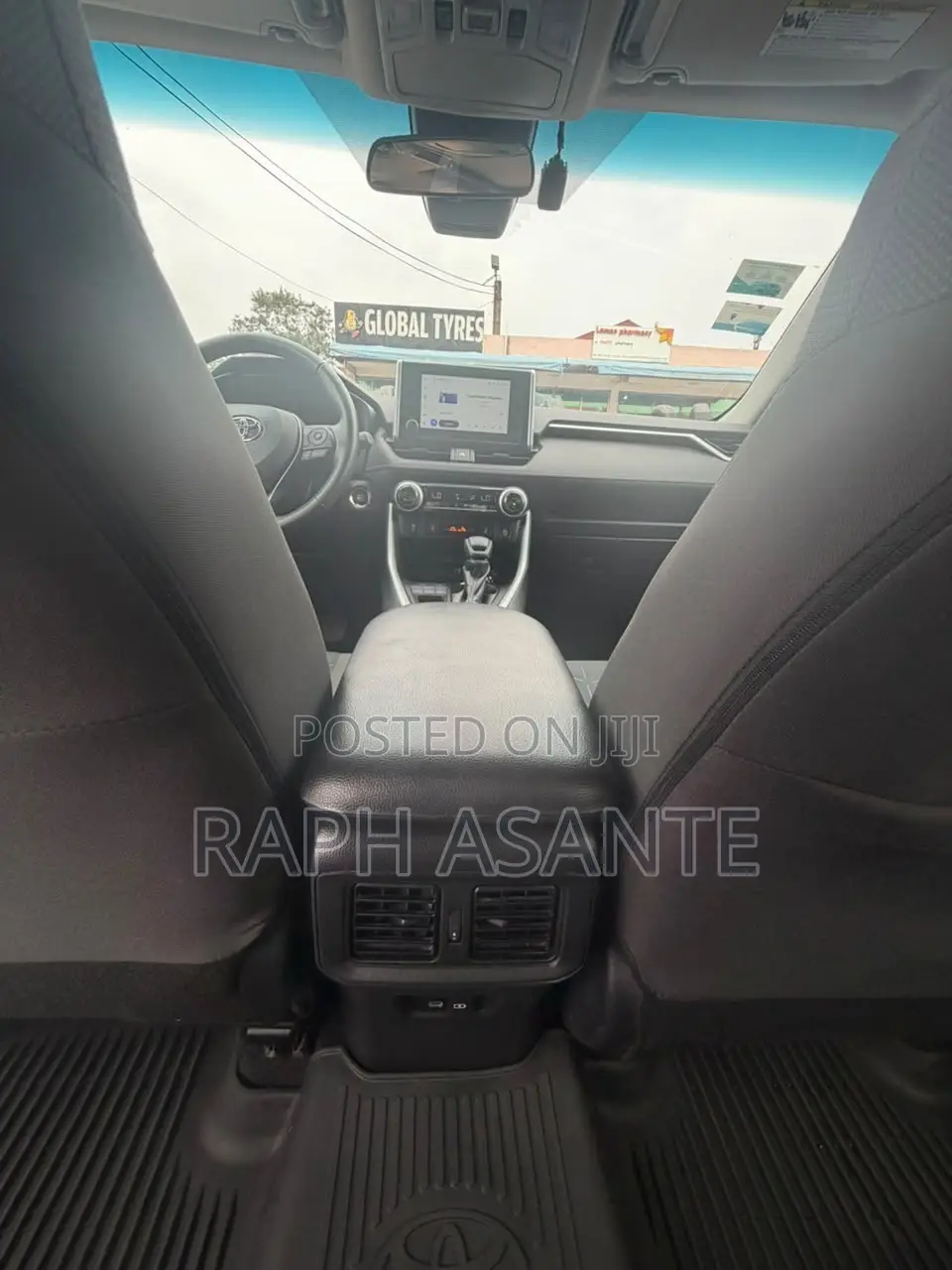 Toyota RAV4 LE AWD 2023 Gray