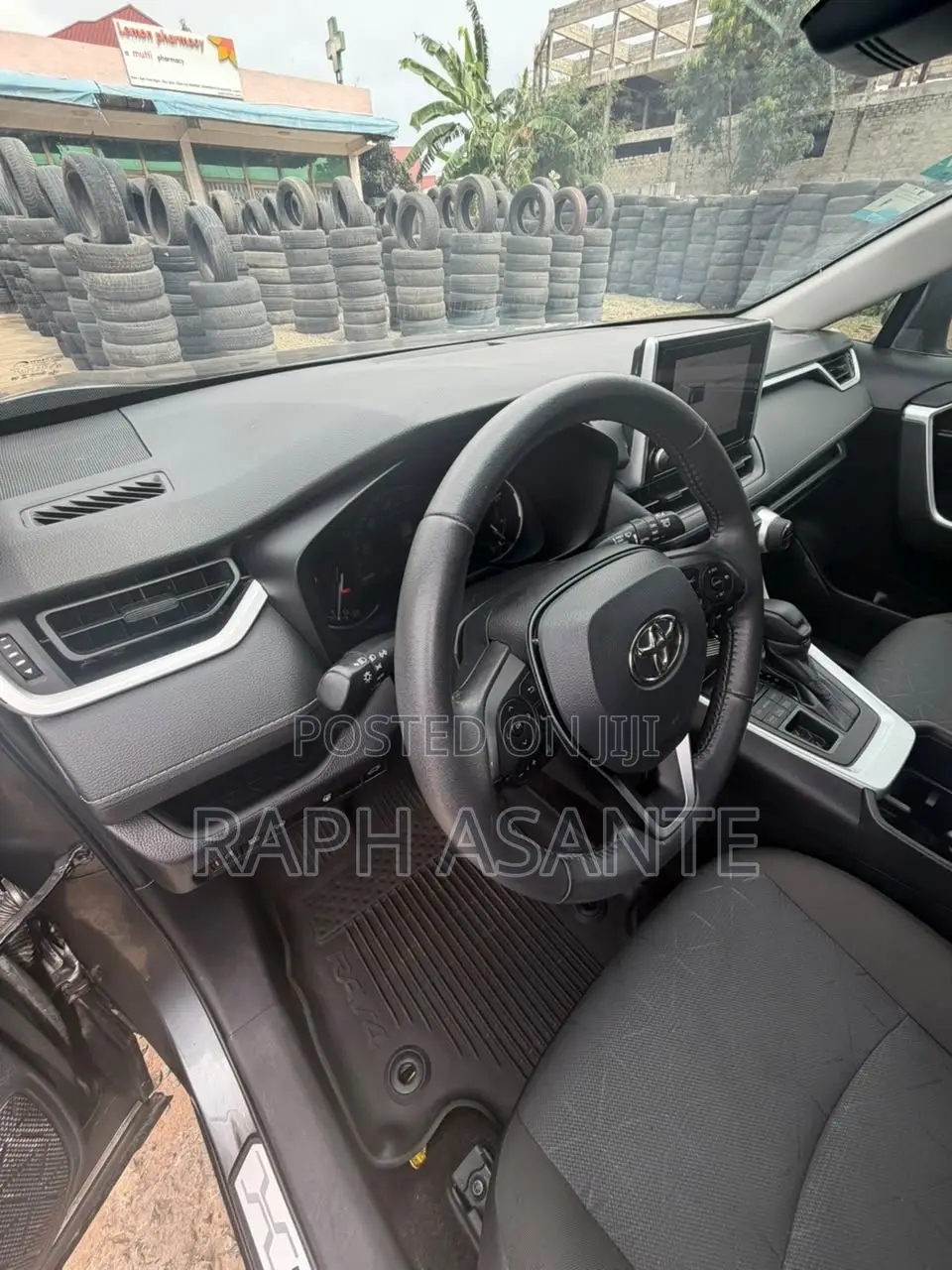 Toyota RAV4 LE AWD 2023 Gray
