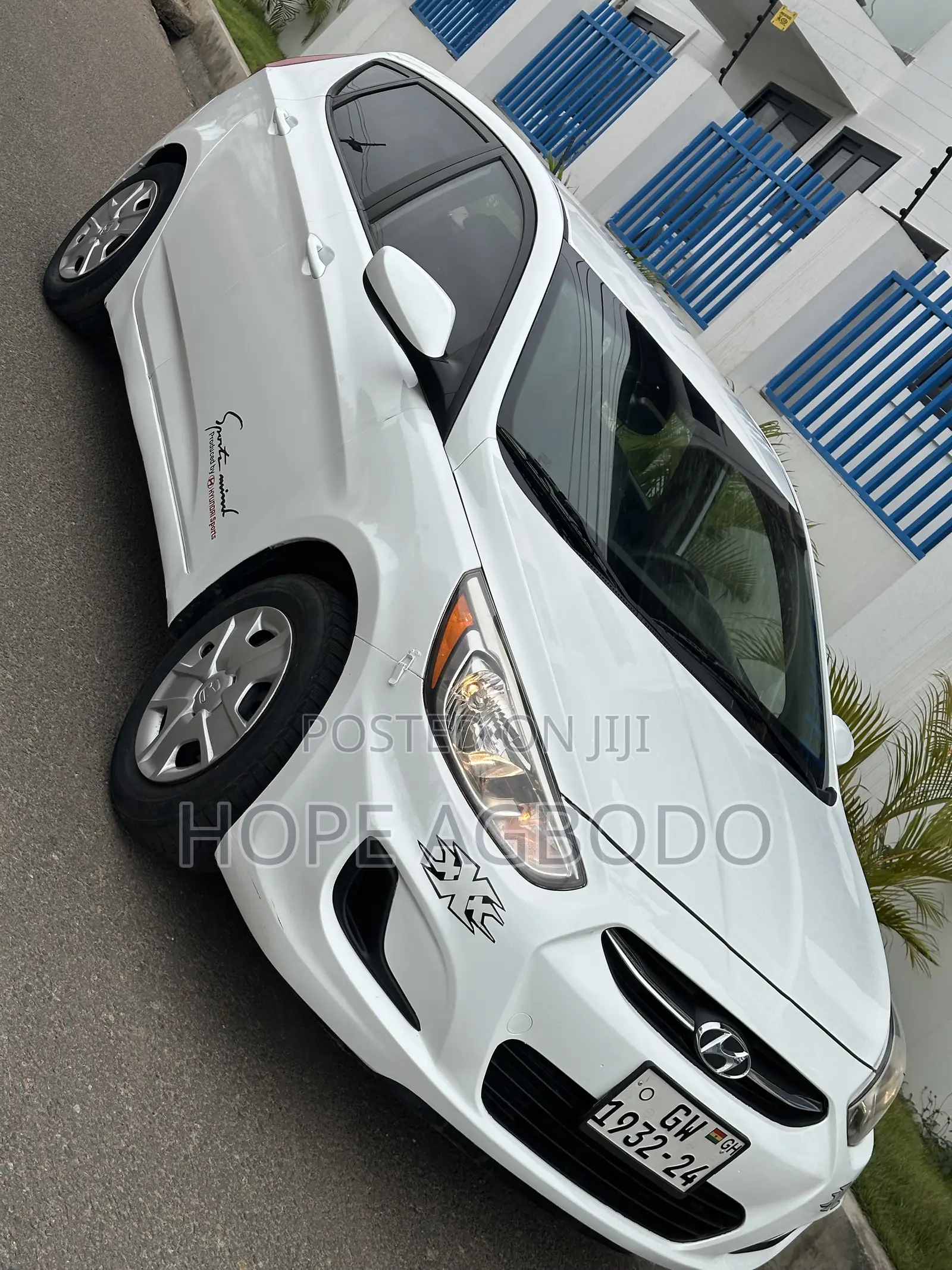 Hyundai Accent GS 4dr Hatchback (1.6L 4cyl 6A) 2015 White