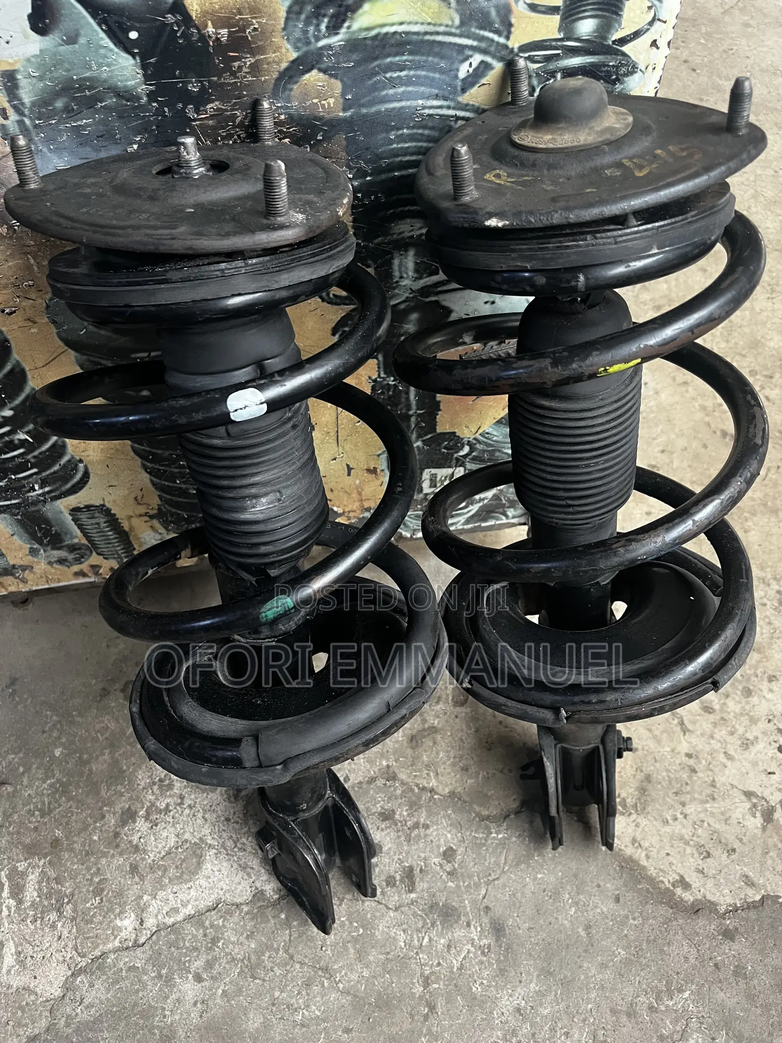 Hyundai H1 Front Shock