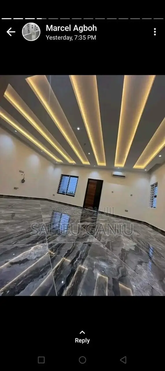 Ceiling Centre