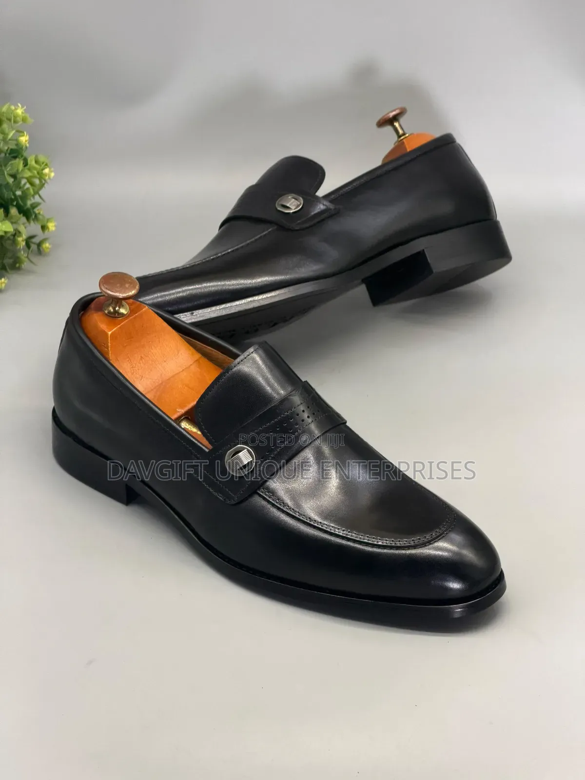 High Quality Men Shoes