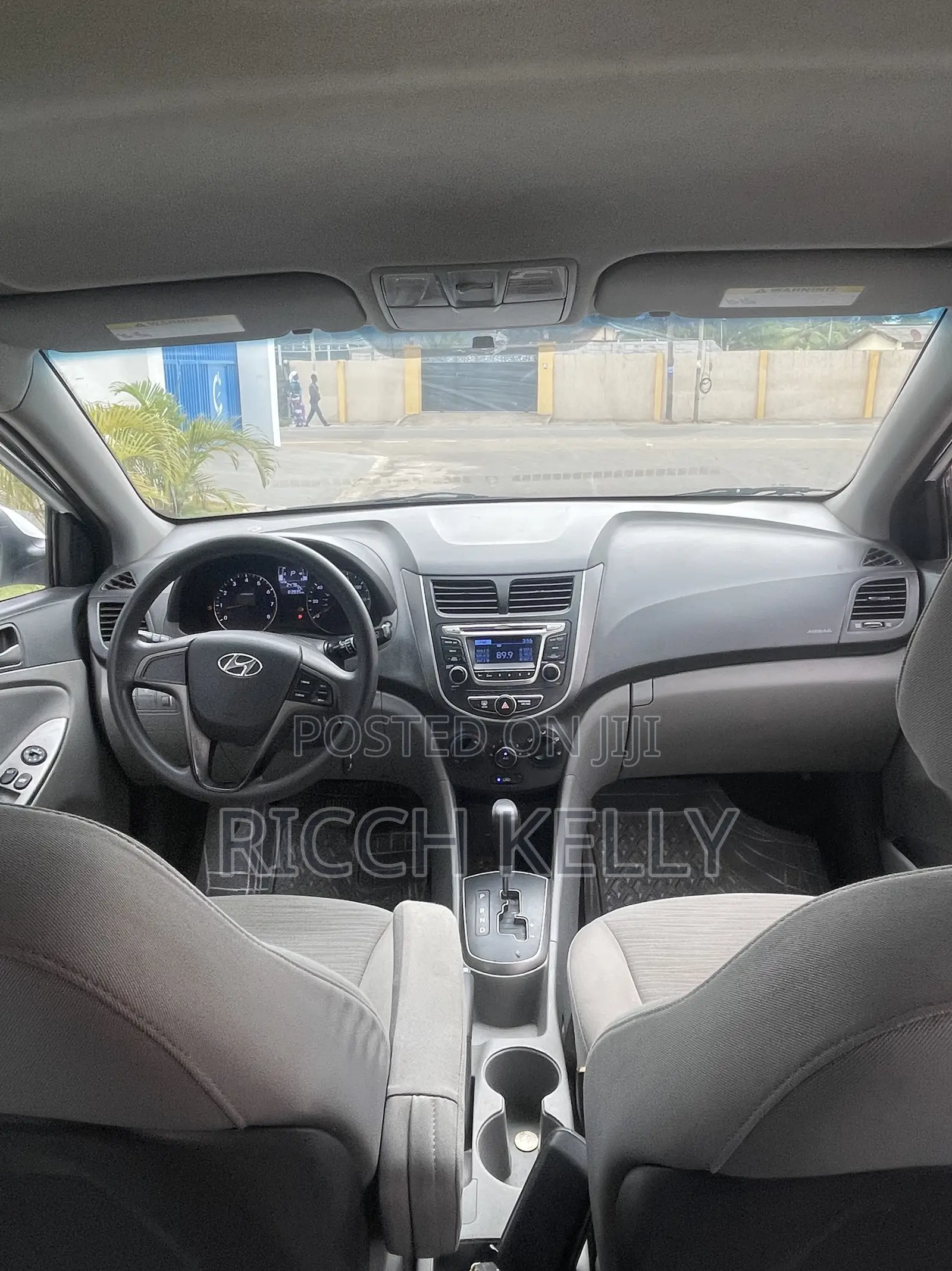 Hyundai Accent SE Sedan 2016 White