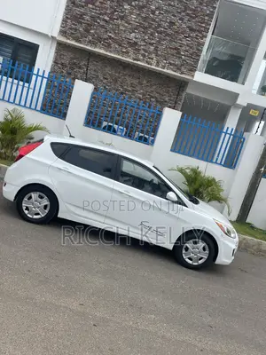 Hyundai Accent SE Sedan 2016 White