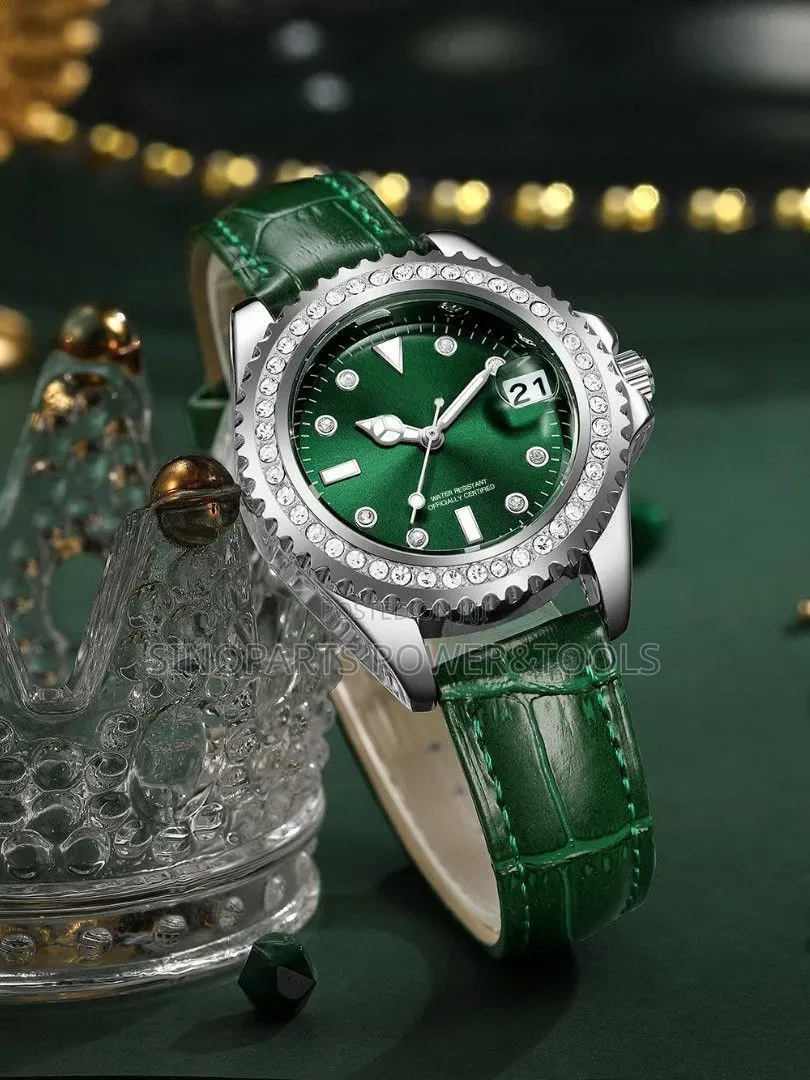Green Dial Quartz Wristwatch With Crystal Bezel