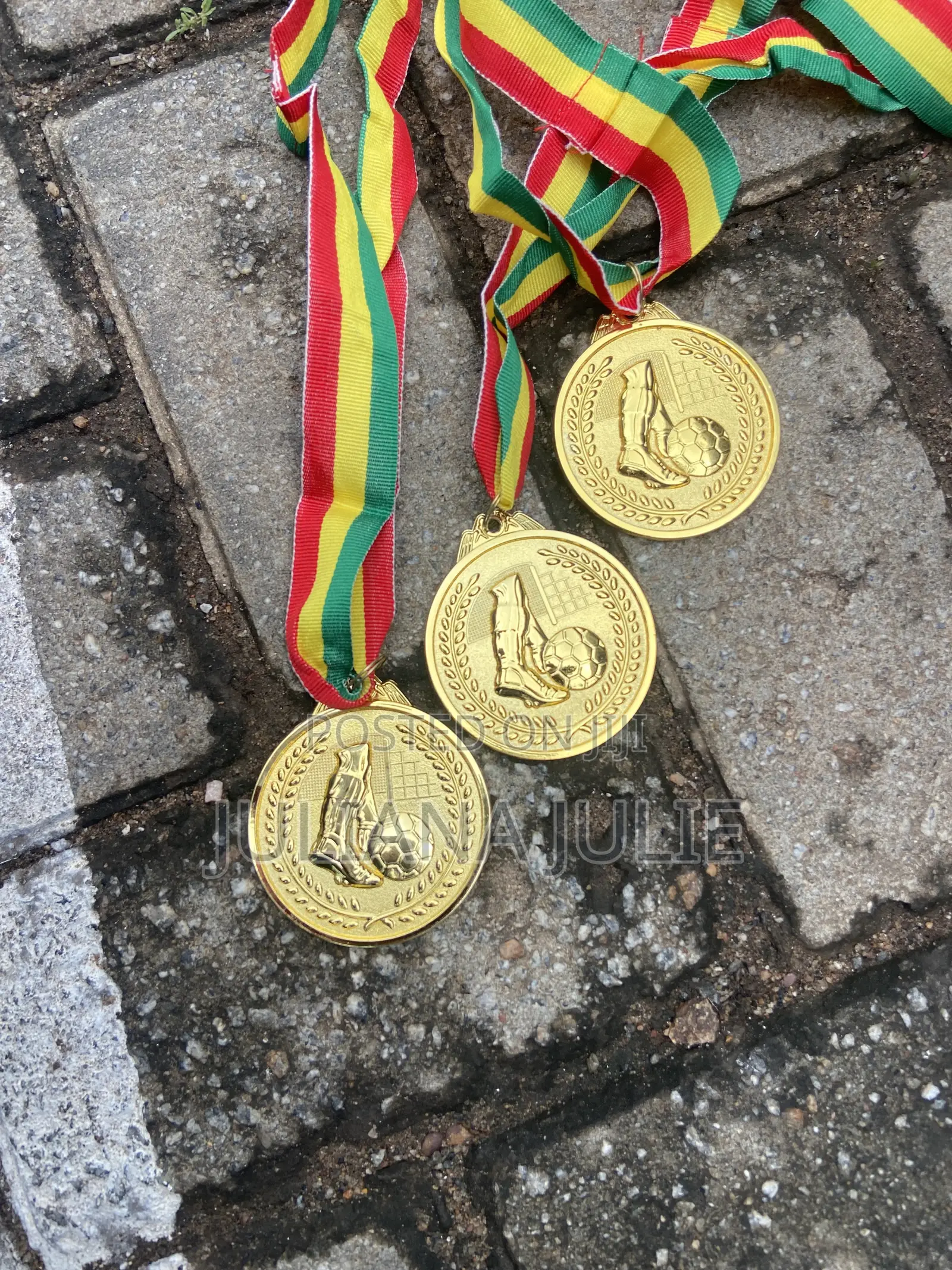 Original Football Medals Available at Cool Price