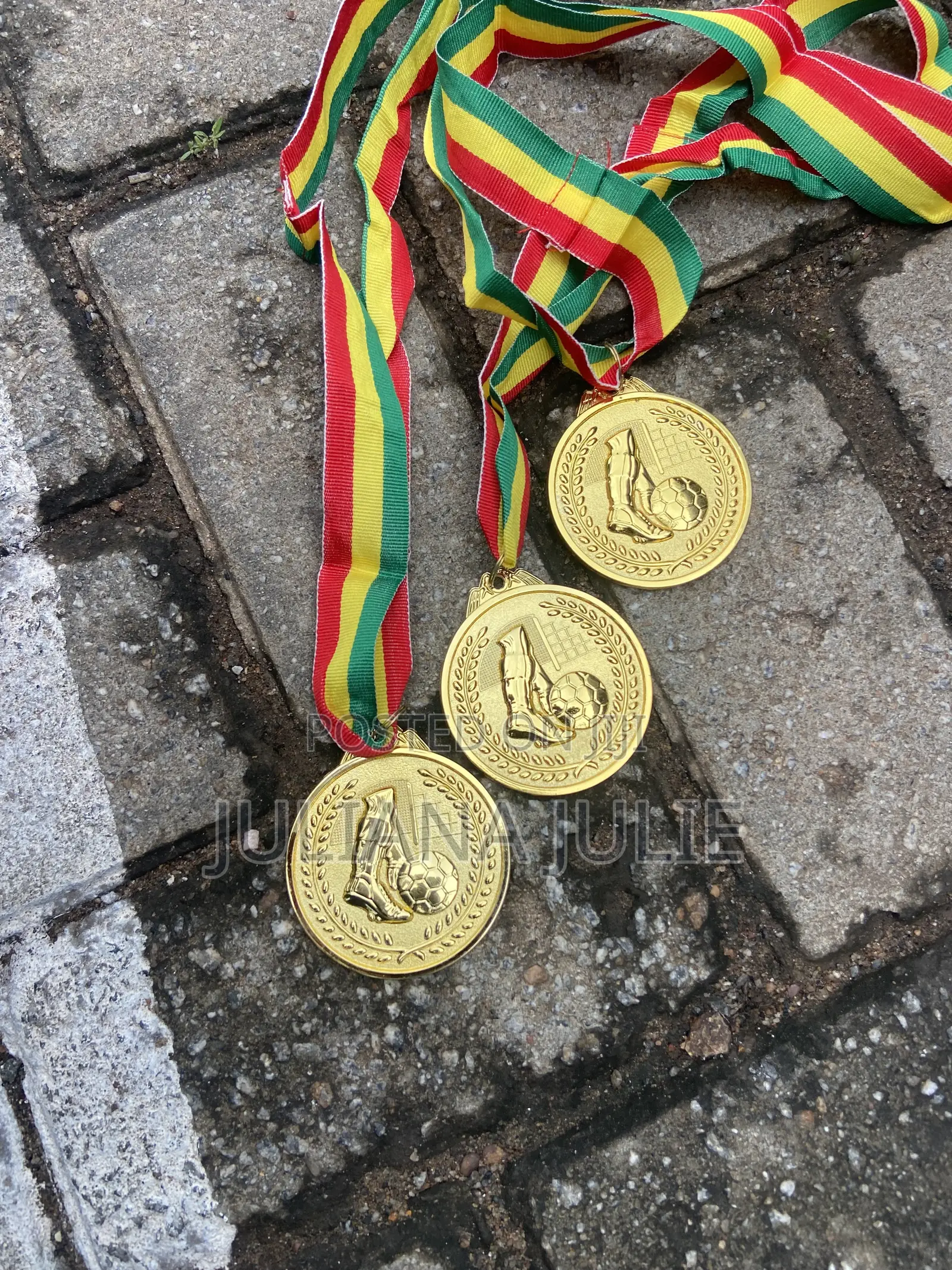 Original Football Medals Available at Cool Price