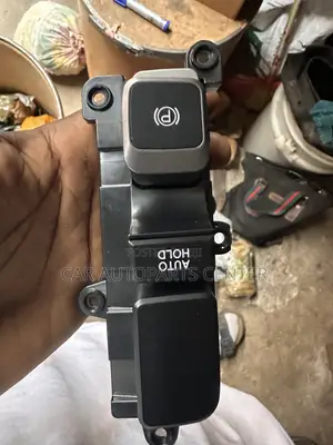 Hyundai Santa Fe 2016-19 Handbrake Switch