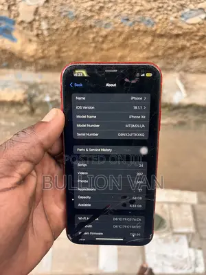 Apple iPhone XR 64 GB Red