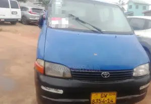 Toyota HiAce 2010 Blue