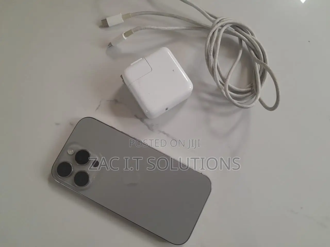 Apple iPhone 16 Pro 128 GB Gray