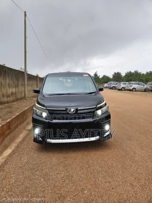 Toyota Voxy 2015 Black