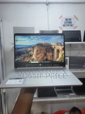 Laptop HP 4GB Intel Celeron SSD 60GB