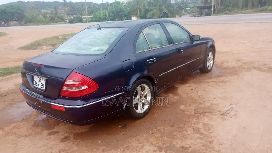 Mercedes-Benz E320 2003 Blue