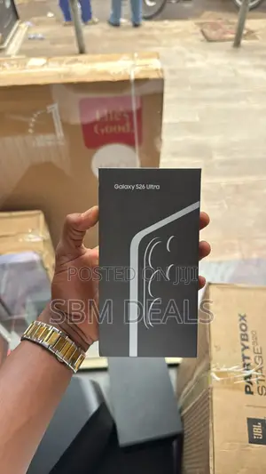 New Samsung Galaxy S26 Ultra 5G 256 GB Gold