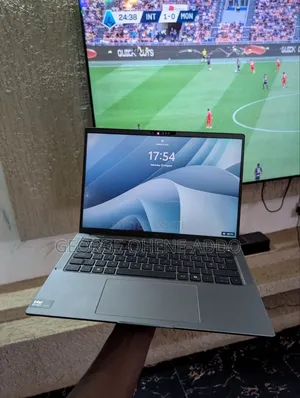 Laptop Dell Latitude 7520 32GB Intel Core Ultra 7 SSD 512GB