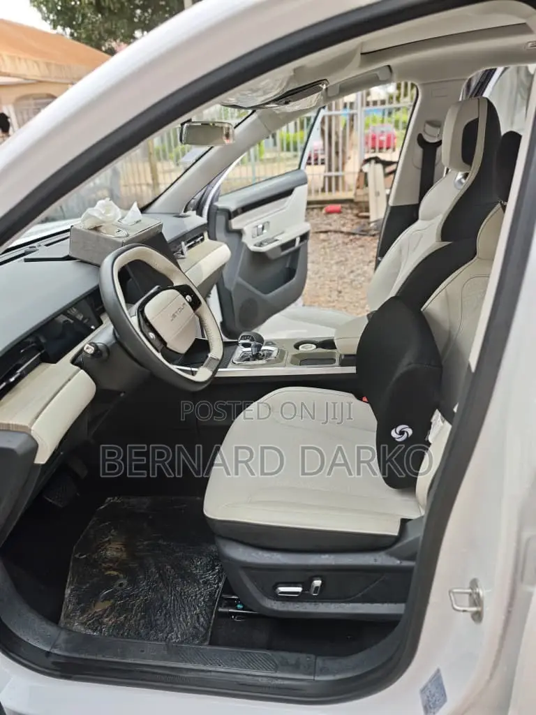 New Jetour X70 2025 White