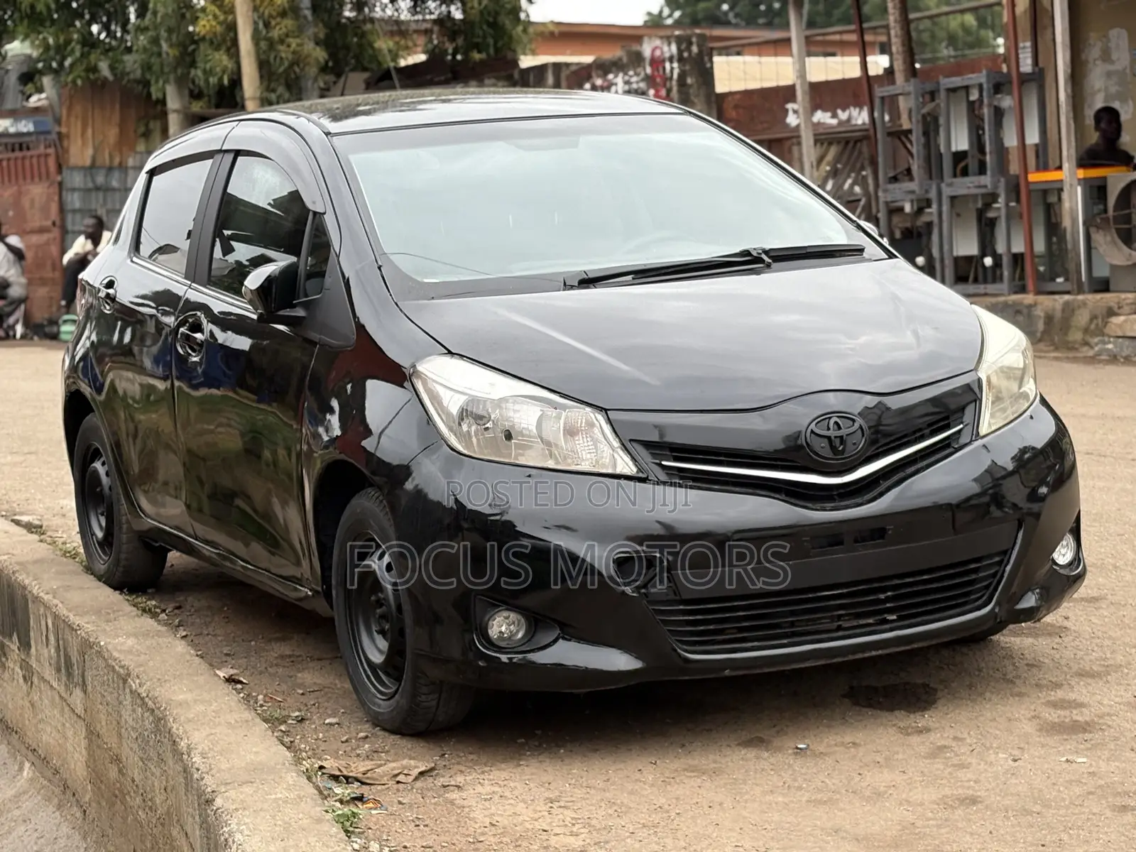 Toyota Vitz 2012 Black