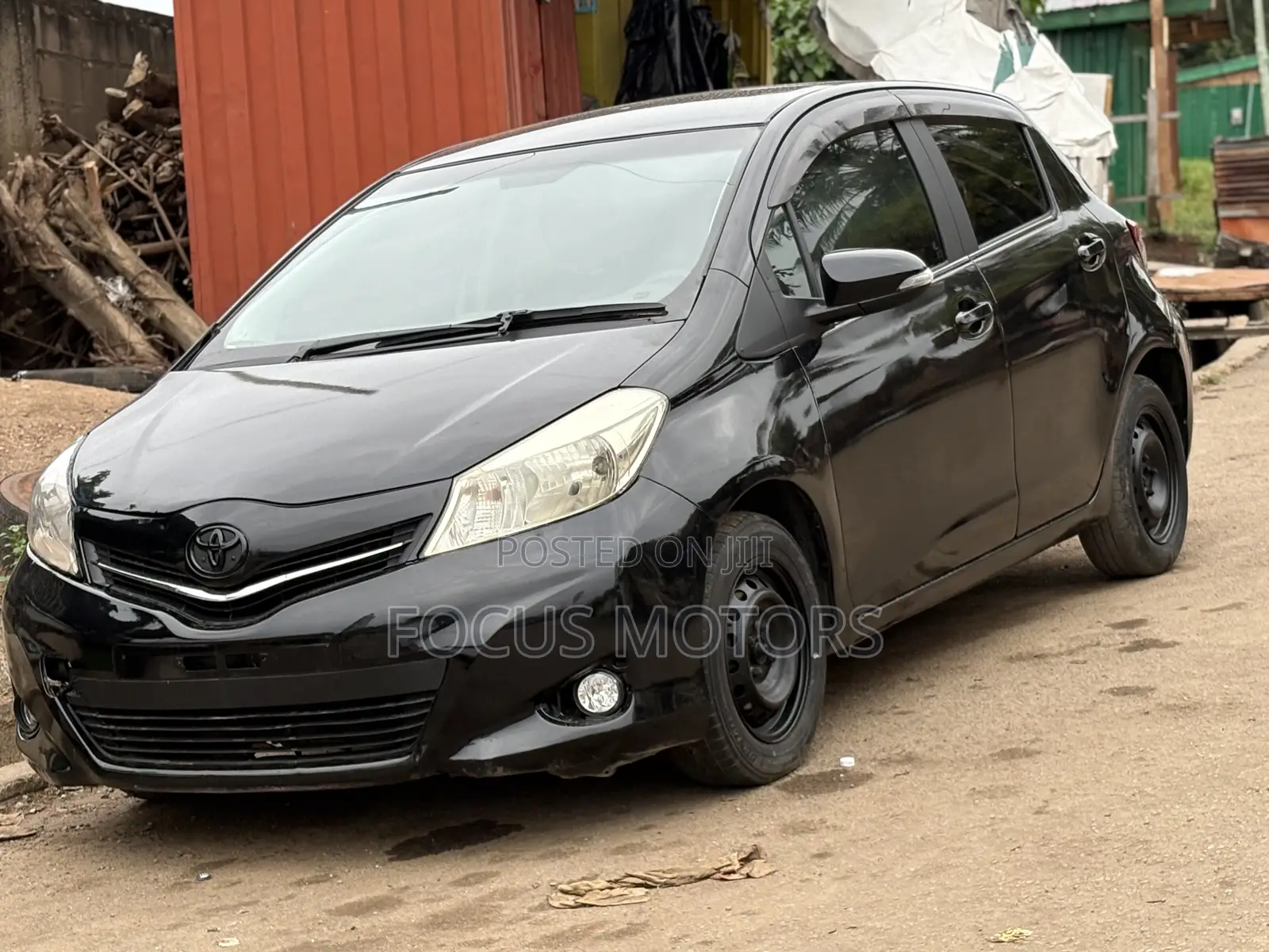 Toyota Vitz 2012 Black