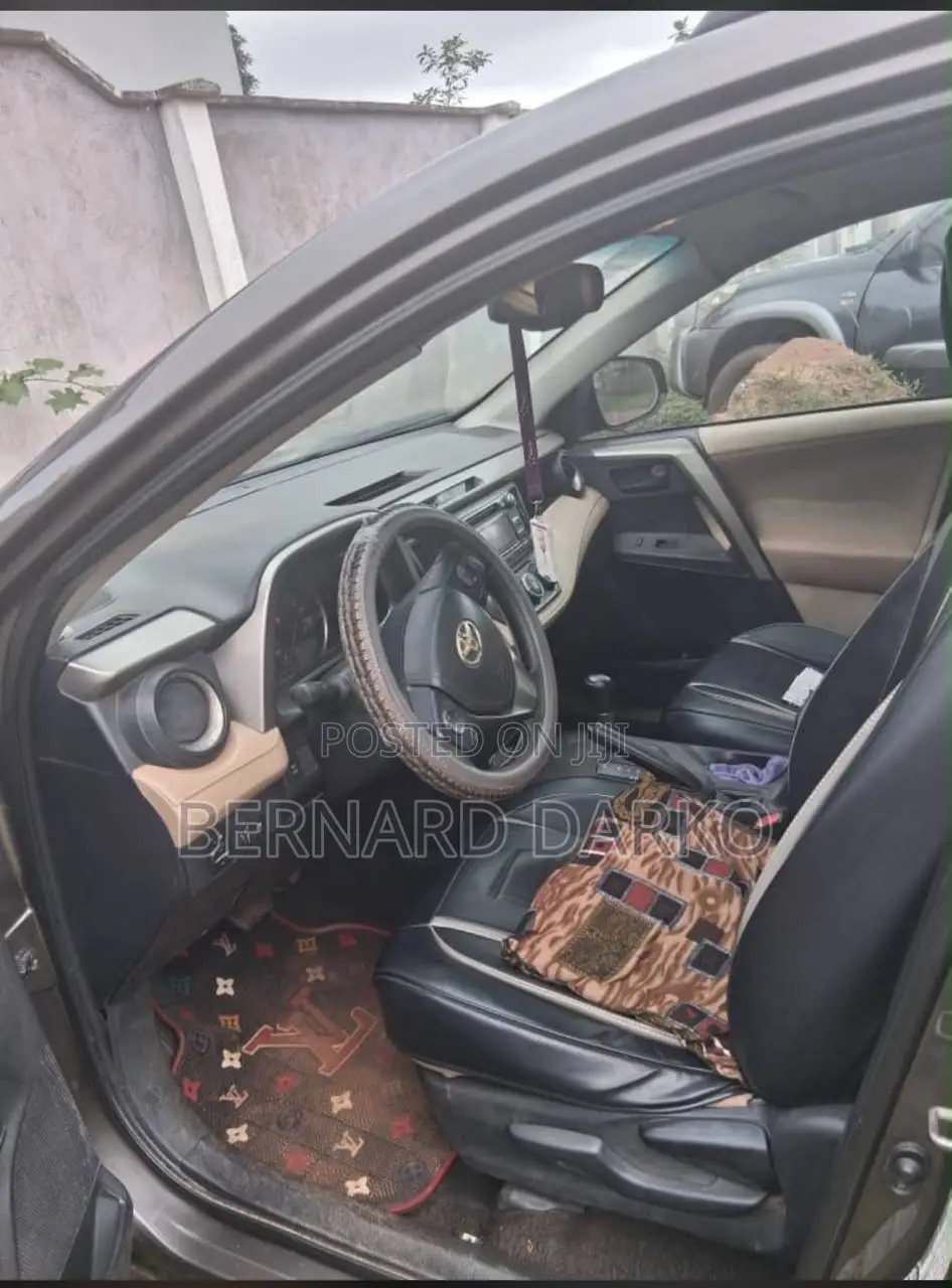 Toyota RAV4 2015 Gray