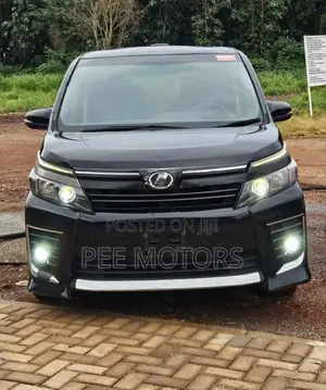 Toyota Voxy 2015 Black