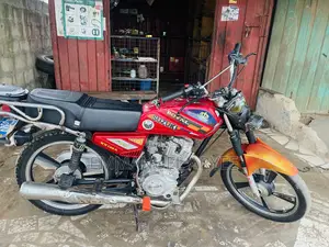 Royal Motorcycle 2021 Red